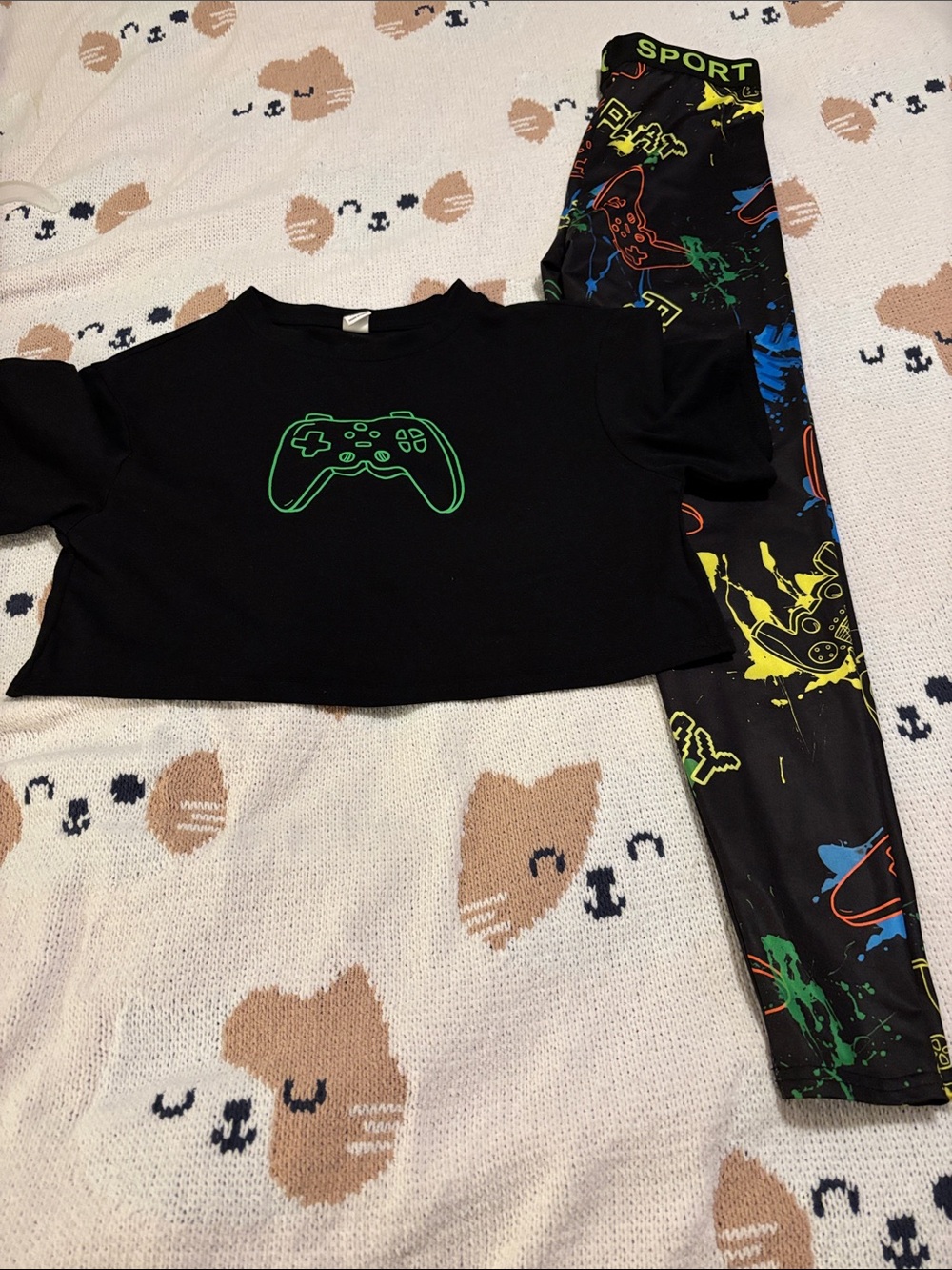 SHEIN Black Gaming Graphic Crop Top and Neon Print Leggings Set - Picture 1 of 4